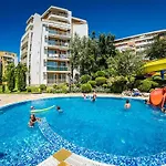 Cozy In Grand Noks With Sea View Appartement